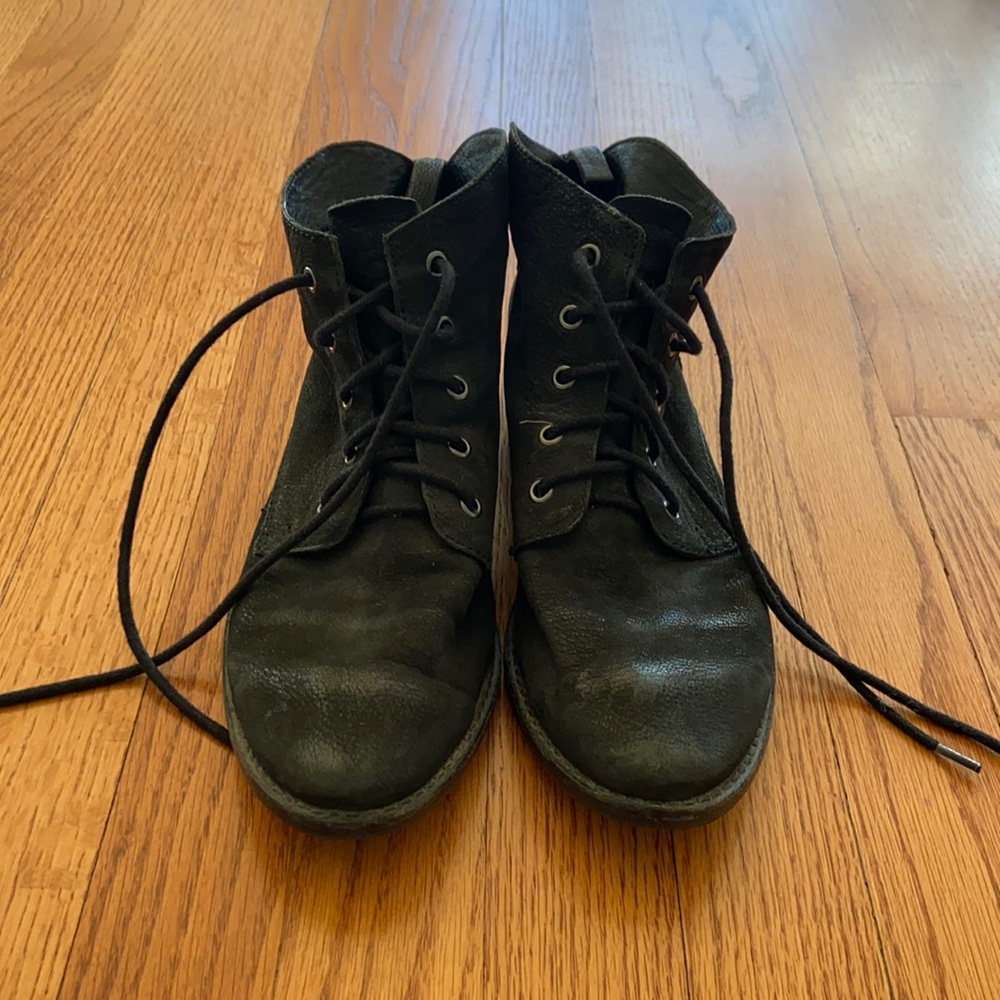Black distressed leather shoes